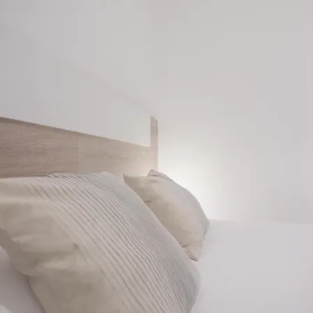 Apartament Rentalsevilla Leonor Davalos I *
